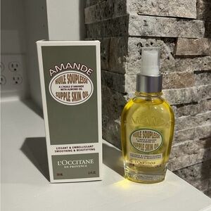 New L'Occitane Almond Supple Skin Oil 3.3 fl. oz
